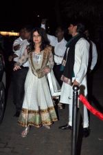 at Kareena Kapoor_s sangeet ceremony in Mumbai on 14th Oct 2012 (25).JPG