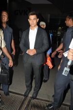 Aamir khan returns back from chicago dhoom 3 schedule in Mumbai on 18th Oct 2012 (6).JPG