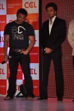 Sohail Khan, Ritesh Deshmukh at CCL team launch in Novotel, Mumbai on 19th Oct 2012 (77).JPG
