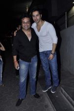Varun Dhawan, Krushna at Student of the year promotions in PVR and Cinemax, Mumbai on 20th Oct 2012 (59).JPG