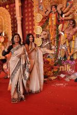 Rituparna Sengupta at dn nagar durga pooja in Mumbai on 21st Oct 2012 (69).JPG