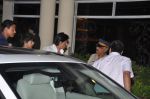 Shahrukh Khan came to Bid farewell to Yash Chopra in Lilavati Hospital on 21st Oct 2012 (46).JPG