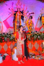 Alka Yagnik at North Bombay Sarbojanin Durga Puja on 23rd Oct 2012.JPG