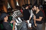 Alia Bhatt, Varun Dhawan at Student of the year launch Starbucks new shop in Mumbai on 24th Oct 2012 (58).JPG