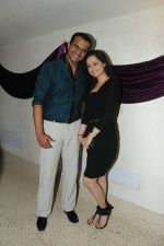 Siddharth Kanna with a friend at designer Amy Billimoria_s birthday bash in Mumbai on 24th Oct 2012.JPG
