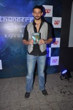 Arunoday Singh at Revathy_s Thundergood book launch in Aurus, Mumbai on 25th Oct 2012 (38).JPG