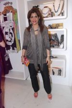 Bina Aziz at Azeem Khan accessories launch in Mumbai on 24th Oct 2012 (169).JPG