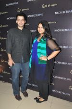 Nachiket Barve at Le15 Patisserie-Nachiket Barve event in Mumbai on 25th Oct 2012 (25).JPG