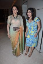 Hema Malini launches Namita Jain_s book in  Courtyard Marriott, Mumbai on 26th Oct 2012 (29).JPG