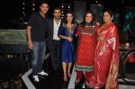 Yuvraj Singh, Karan Johar, Farah Khan, Kirron Kher on the sets of India_s Got Talent in Filmcity, Mumbai on 26th Oct 2012 (16).JPG