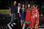 Yuvraj Singh, Karan Johar, Farah Khan, Kirron Kher on the sets of India_s Got Talent in Filmcity, Mumbai on 26th Oct 2012 (19).JPG