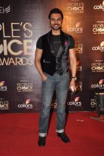 Gaurav Chopra at People_s Choice Awards in Mumbai on 27th Oct 2012 (125).JPG