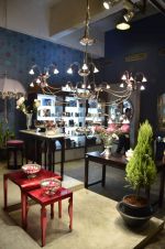 at Good Earth Unveils their Farah Baksh Design Collection 2012-2013 in Lower Parel,Mumbai on 27th Oct 2012 (65).JPG