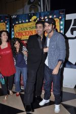 Karan Johar, Ranbir Kapoor at Luv Shuv Tey Chicken Khurana Premiere in PVR on 29th Oct 2012 (4).JPG