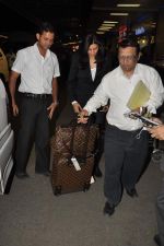 Sushmita Sen snapped at airport in Mumbai on 31st Oct 2012 (3).JPG