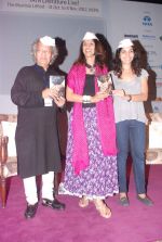 Shobha De book launch at Tata Literature festival on 2nd Nov 2012 (21).JPG