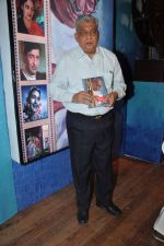 at Mahatma Gandhi and Cinema book launch in St Andrews, Mumbai on 3rd Nov 2012 (1).JPG