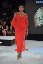 Model walk the ramp for Nandita Mahtani Show at Blender_s Pride Fashion Tour Day 2 on 4th Nov 2012 (33).JPG