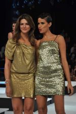 Model walk the ramp for Nandita Mahtani Show at Blender_s Pride Fashion Tour Day 2 on 4th Nov 2012 (78).JPG