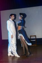 Sandip Soparkar, Jesse Randhawa at Ramayan inspired modern dance in Mumbai on 4th Nov 2012 (282).JPG