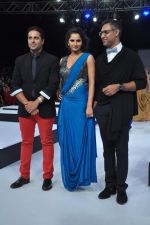 Sania Mirza walk the ramp for Shantanu & Nikhil Show at Blender_s Pride Fashion Tour Day 2 on 4th Nov 2012 (89).JPG