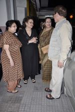 Poonam Sinha, Salim Khan at the screening of Son Of Sardaar in Ketnav, Mumbai on 8th Nov 2012 (114).JPG