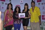 Bipasha Basu, Milind Soman at Pinkathon Event for Breast Cancer Awareness in Olive, Mumbai on 9th Nov 2012 (26).JPG