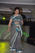 Model walk the ramp at Umeed-Ek Koshish charitable fashion show in Leela hotel on 9th Nov 2012 (78).JPG