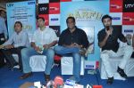 Ranbir Kapoor, Siddharth Roy Kapur, Anurag Basu at Barfi Dvd Launch in Reliance, Mumbai on 9th Nov 2012 (17).JPG