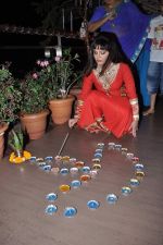 Rakhi Sawant celeberates Diwali with family in Andheri, Mumbai on 11th Nov 2012 (12).JPG