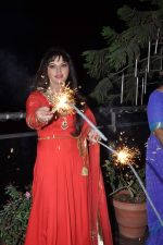 Rakhi Sawant celeberates Diwali with family in Andheri, Mumbai on 11th Nov 2012 (38).JPG
