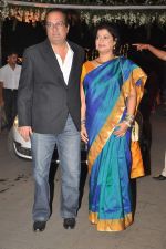 at the Wedding reception of Navin and Mahek Shetty in Mumbai on 11th Nov 2012 (71).JPG