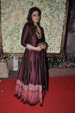 Raveena Tandon at Kiran Bawa_s Diwali Bash on 12th Nov 2012 (37).JPG
