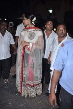 Sonam Kapoor celebrates Diwali in Mumbai on 13th Nov 2012 (56).JPG