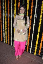 Kritika Kamra at Ekta Kapoor_s Diwali bash in Mumbai on 14th Nov 2012 (25).JPG