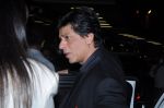 Shahrukh Khan snapped at the Airport, Mumbai on 17th Nov 2012 (8).JPG