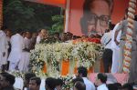 at Bal Thackeray funeral in Mumbai on 18th Nov 2012 (306).JPG