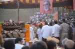 at Bal Thackeray funeral in Mumbai on 18th Nov 2012 (324).JPG