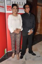 Aarti Surendranath at Italia gala dinner in Nehru Centre on 19th Nov 2012 (34).JPG