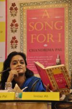 at the launch of Chandrima Pal_s first novel A Song for I in Crossword, Mumbai on 19th Nov 2012 (20).JPG