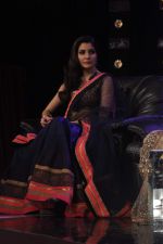 Anushka Sharma at India_s Got Talent grand finale in Filmcity, Mumbai on 21st Nov 2012 (69).JPG