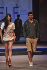 at Future Lifestyle Fashion Show in Taj Land_s End, Mumbai on 21st Nov 2012 (63).JPG