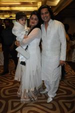 Harish Moyal with His Wife  Meenu Moyal at Harish Moyal wedding anniversary in Mumbai on 21st Nov 2012 (21).jpg