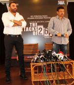 Parag Sanghavi and Ram Gopal Varma at the first look of The Attacks of 26-11 in Nehru Auditorium on 23rd Nov 2012 (2).jpg