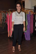 at Ritika Bharwani_s Diwali collection for Amara in Kemps Corner, Mumbai on 23rd Nov 2012 (29).JPG