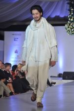  at Global peac fashion show by Neeta Lulla at Welingkar Institute in Mumbai on 26th Nov 2012 (185).JPG