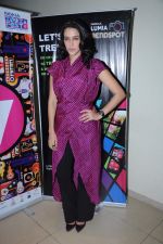Neha Dhupia at Channel V college fest in Kandivli, Mumbai on 27th Nov 2012 (7).JPG