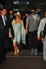 Paris Hilton arrives in Goa for IRFW 2012 on 29th Nov 2012 (3).JPG