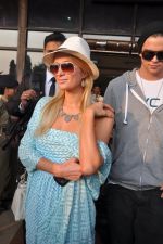 Paris Hilton arrives in Goa for IRFW 2012 on 29th Nov 2012 (7).JPG
