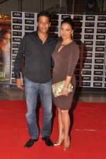 Lara Dutta, Mahesh Bhupathi at Talaash film premiere in PVR, Kurla on 29th Nov 2012 (61).JPG